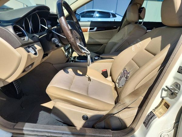2012 MERCEDES-BENZ C C250 — DENT