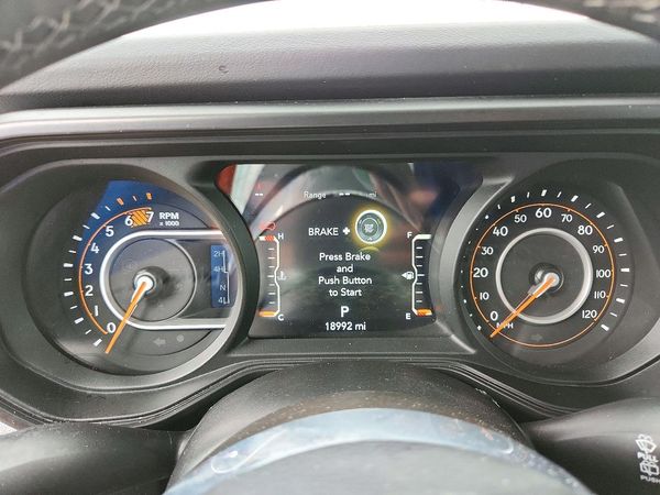 2026 JEEP WRANGLER Sahara — ODOM