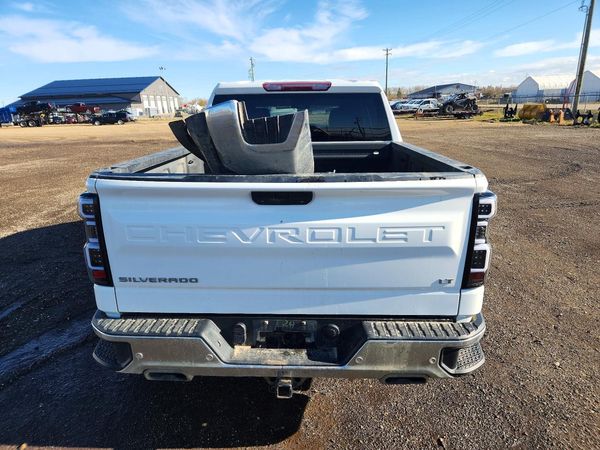 2021 CHEVROLET SILVERADO LT — DIRR