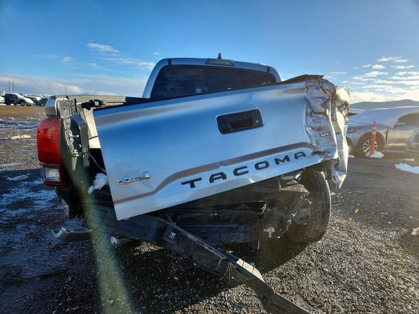 2022 TOYOTA TACOMA SR5 — DIRR