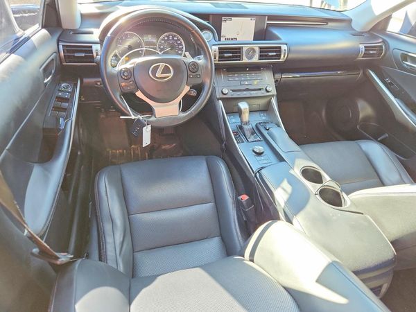 2015 LEXUS IS