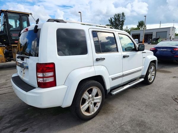 2012 JEEP LIBERTY Jet — PSRA