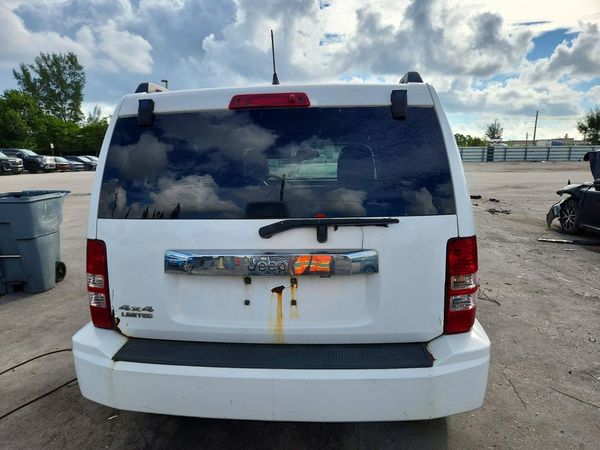 2012 JEEP LIBERTY Jet — DIRR