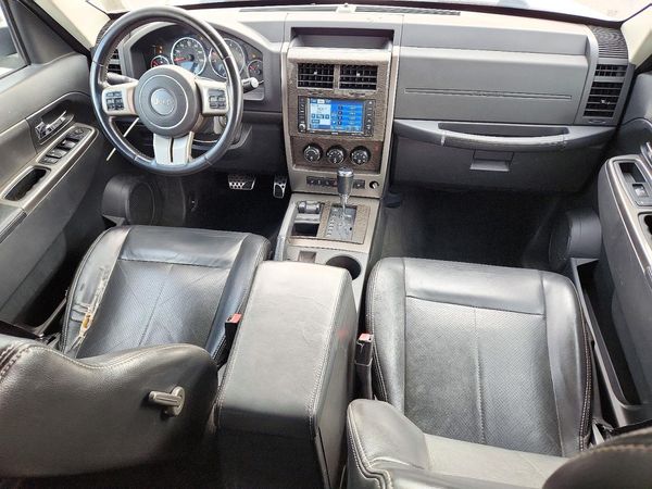2012 JEEP LIBERTY Jet — CKPT
