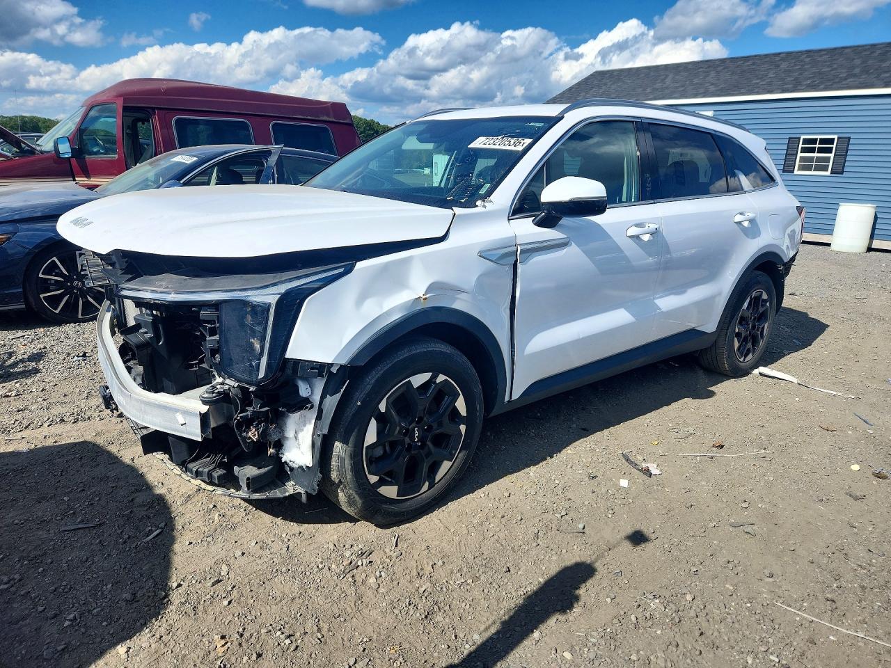 2024 KIA SORENTO S — Front 3/4