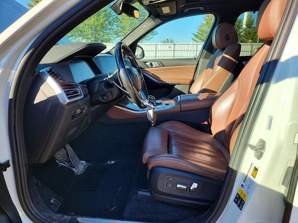 2021 BMW X5 xDrive40i — DENT