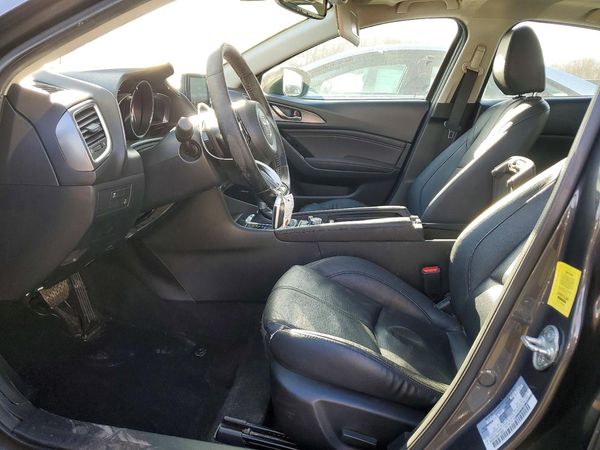 2017 MAZDA 3