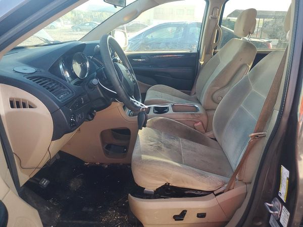 2015 DODGE GRAND CARAVAN SXT — DENT