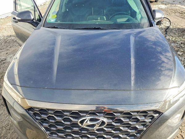 2020 HYUNDAI SANTA FE Limited — Engine bay