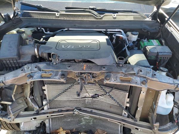 2015 CHEVROLET COLORADO Work Truck — Engine bay