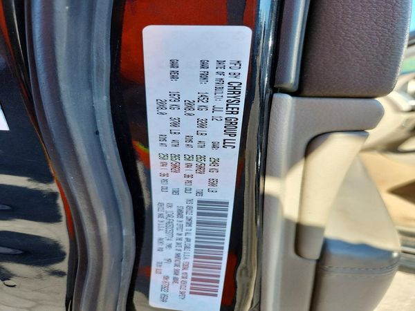 2013 JEEP CHEROKEE Laredo — VINS