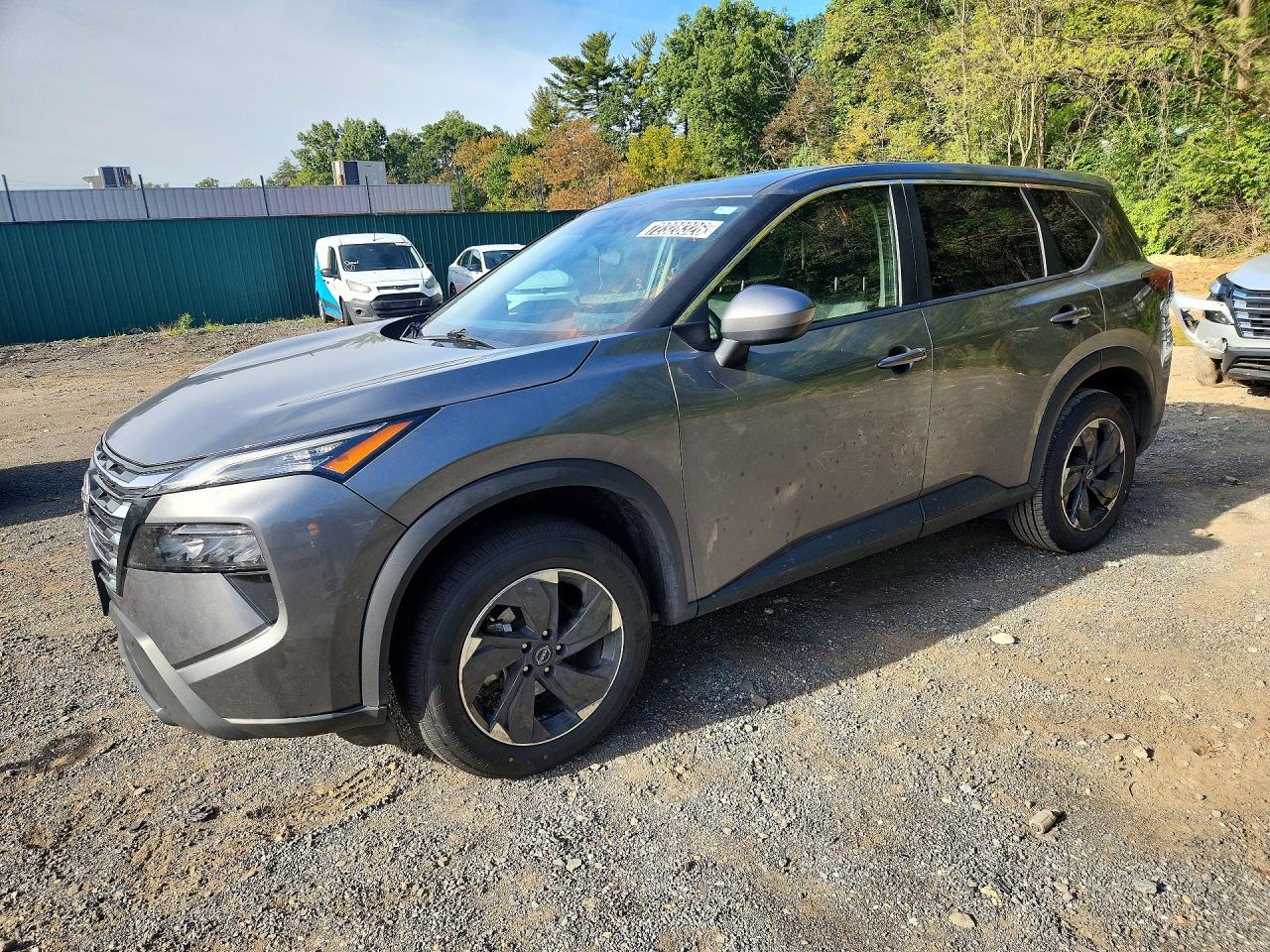2025 NISSAN ROGUE SV — Front 3/4