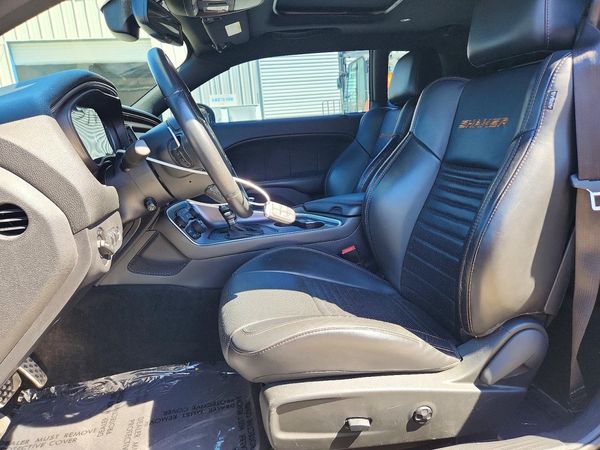 2015 DODGE CHALLENGER SXT Plus — DENT