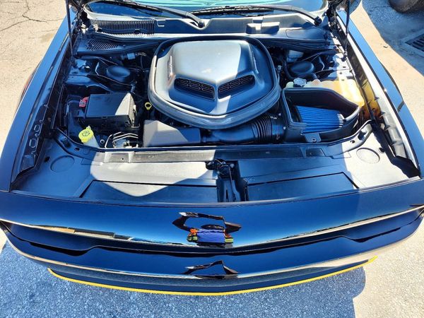 2015 DODGE CHALLENGER SXT Plus — Engine bay