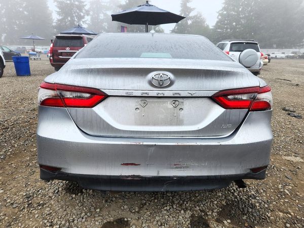 2021 TOYOTA CAMRY LE — DIRR