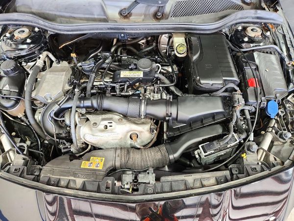 2018 MERCEDES-BENZ CLA — Engine bay