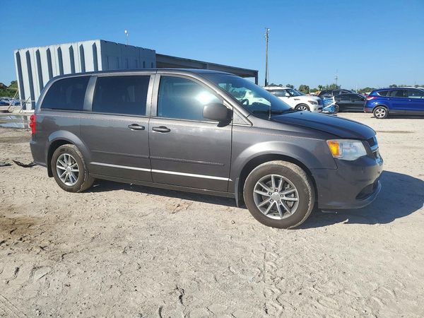 2015 DODGE GRAND CARAVAN SE — Passenger 3/4