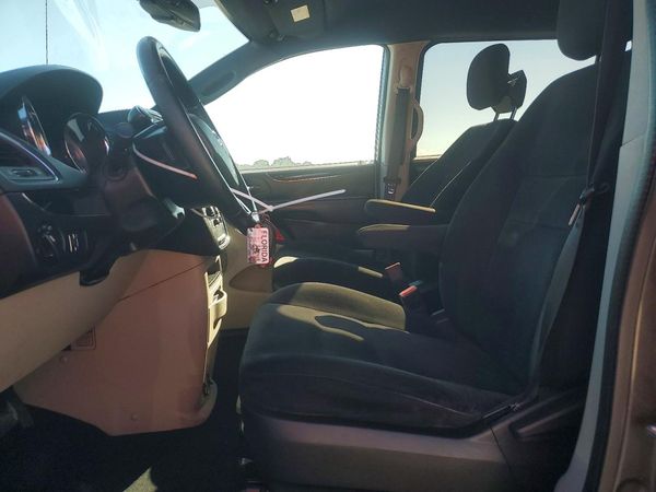 2015 DODGE GRAND CARAVAN SE — DENT