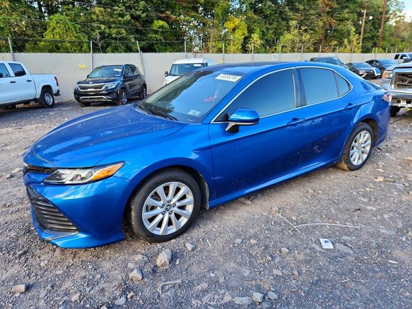 2019 TOYOTA CAMRY — DSFA — Front 3/4