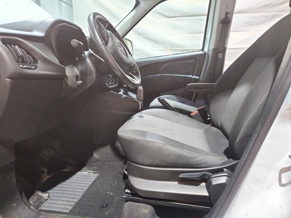 2022 RAM PROMASTER CITY Tradesman — DENT
