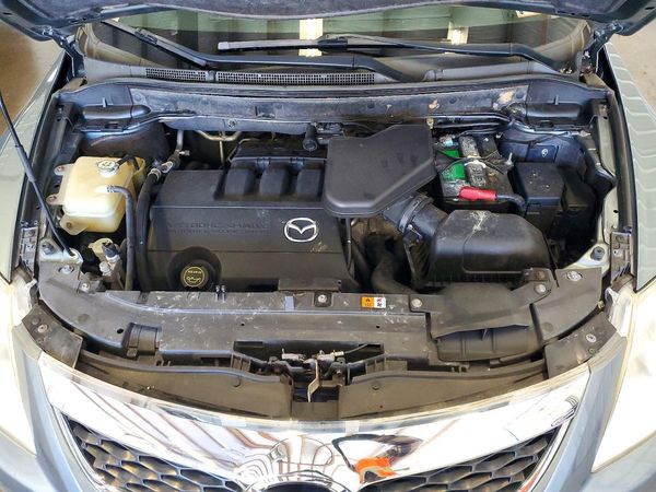 2012 MAZDA CX-9 Touring/GS — Engine bay