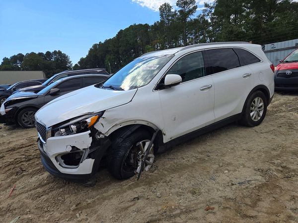 2018 KIA SORENTO L, LX — Front 3/4