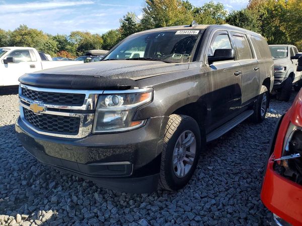 2018 CHEVROLET SUBURBAN — DSFA — Front 3/4