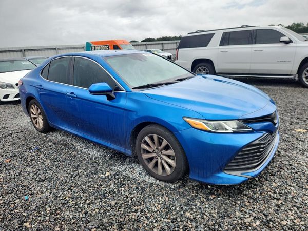 2019 TOYOTA CAMRY L/LE/SE/XLE — Passenger 3/4