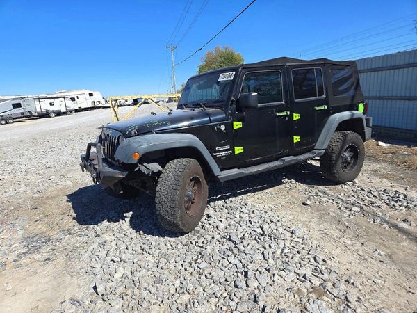 2012 JEEP WRANGLER — Front 3/4