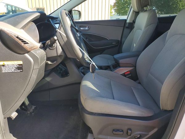 2017 HYUNDAI SANTA FE — DENT