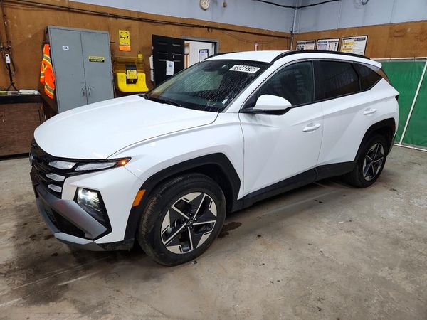 2026 HYUNDAI TUCSON SEL, SEL Plus — Front 3/4