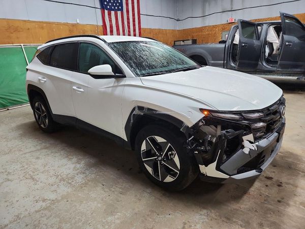 2026 HYUNDAI TUCSON SEL, SEL Plus — Passenger 3/4