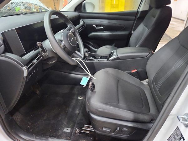 2026 HYUNDAI TUCSON SEL, SEL Plus — DENT