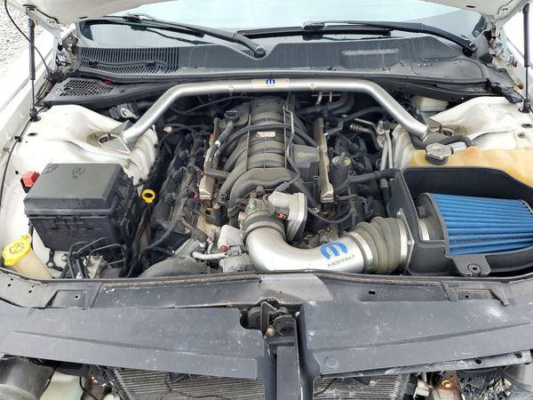2012 DODGE CHALLENGER R/T — Engine bay