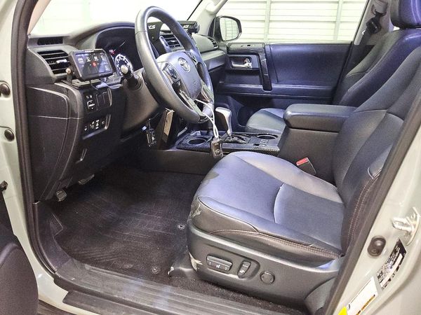 2022 TOYOTA 4RUNNER TRD Offroad Prem — DENT