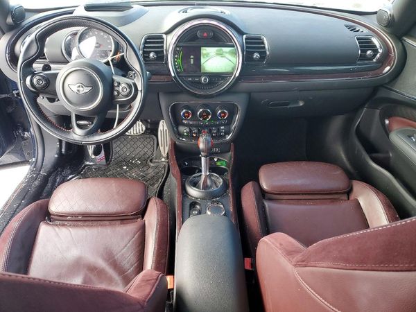 2018 MINI COOPER