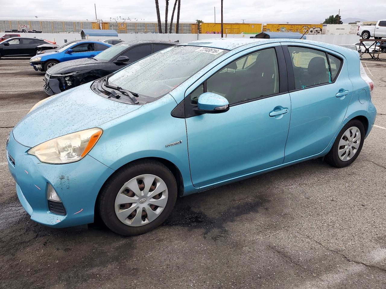 2012 TOYOTA PRIUS — Front 3/4