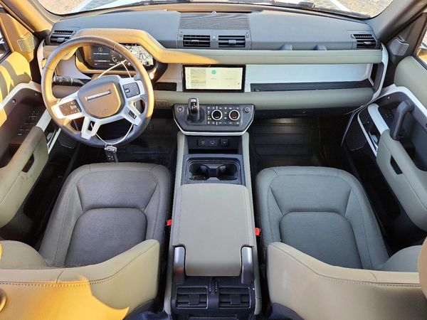 2024 LAND ROVER DEFENDER