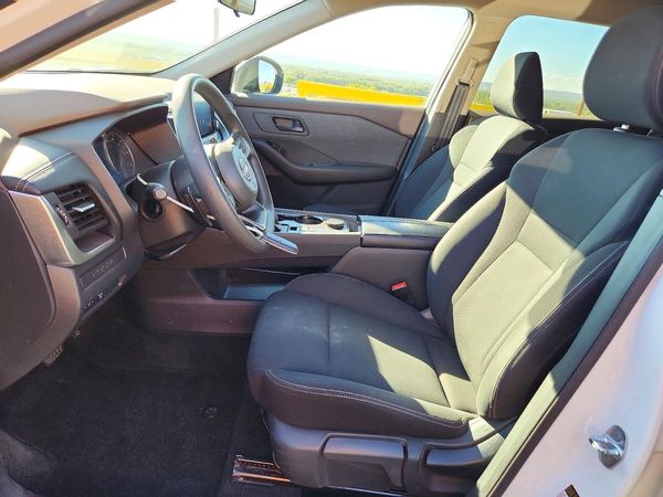 2023 NISSAN ROGUE S — DENT