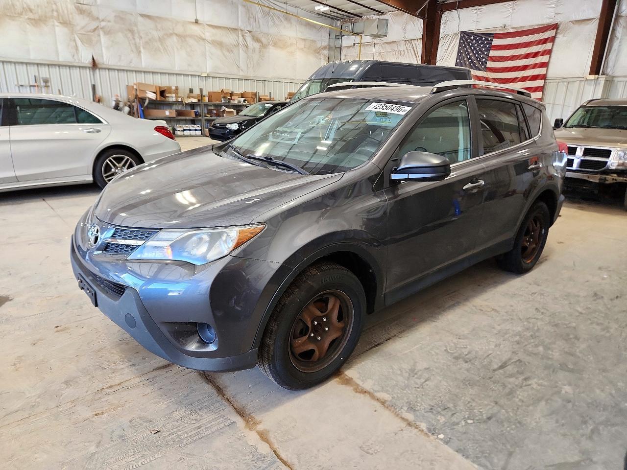 2014 TOYOTA RAV4 Standard — Front 3/4