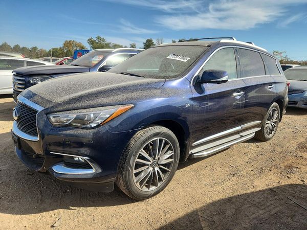 2017 INFINITI QX60 — Front 3/4