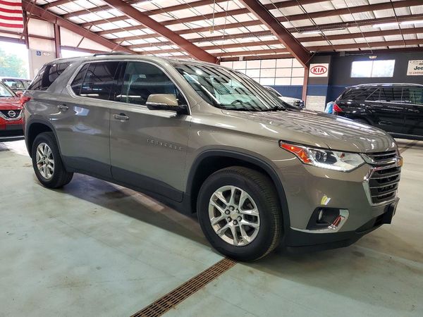 2018 CHEVROLET TRAVERSE LT — Passenger 3/4