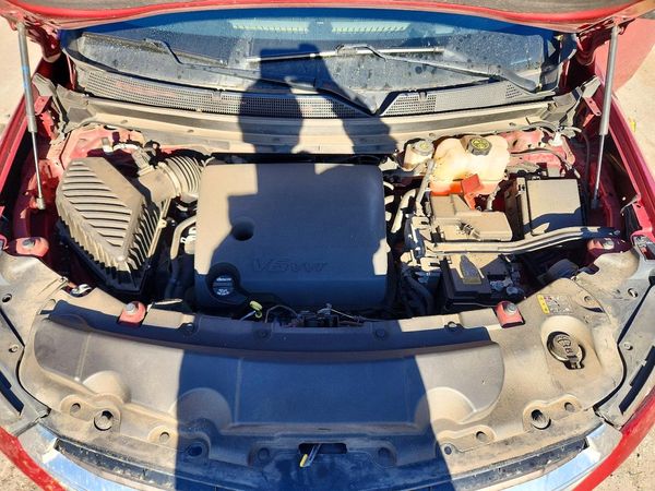 2023 CHEVROLET TRAVERSE High Country — Engine bay
