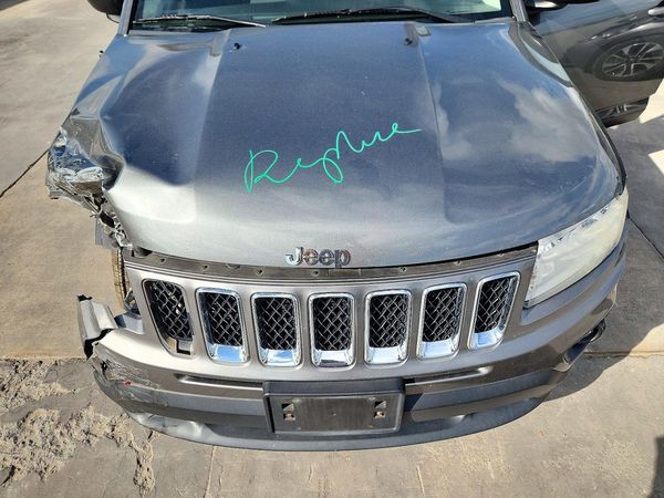 2012 JEEP COMPASS Latitude — Engine bay