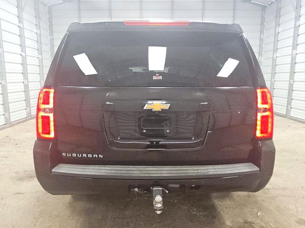 2017 CHEVROLET SUBURBAN LT — DIRR
