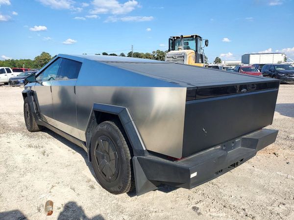2025 TESLA CYBERTRUCK — DSRA
