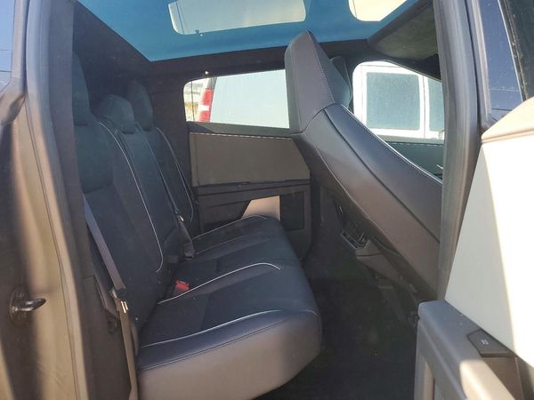 2025 TESLA CYBERTRUCK — PSRS