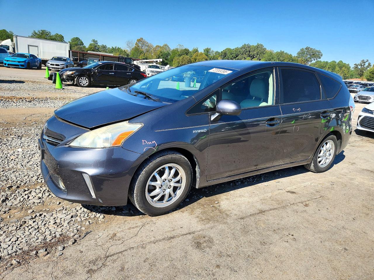 2013 TOYOTA PRIUS — Front 3/4
