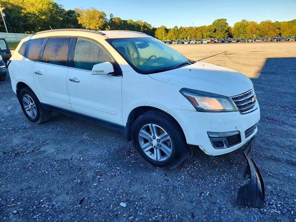 2015 CHEVROLET TRAVERSE 2LT — Passenger 3/4