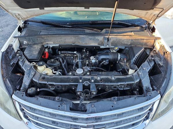 2015 CHEVROLET TRAVERSE 2LT — Engine bay